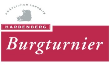 Packender Springsport, Live-Musik und Fohlenauktion – der Freitagabend beim Hardenberg Burgturnier